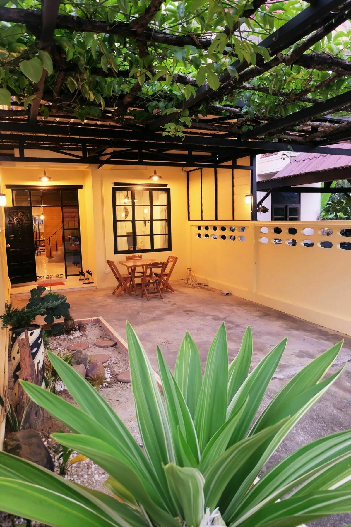 Nanrada Hometel Krabi ภายนอก รูปภาพ